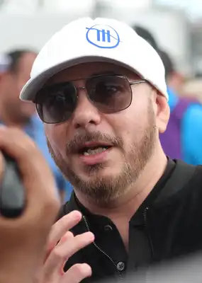 Pitbull (rapper)