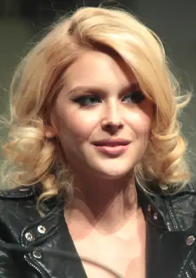 Renee Olstead